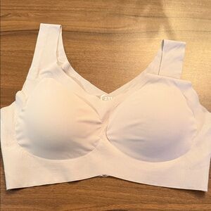 ZYIA Cream Seamless Bra